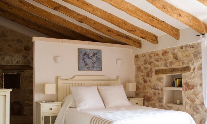 Andraitx Cabin | Enchanting stone cottage, with use of pool (UP TO 2 GUEST)