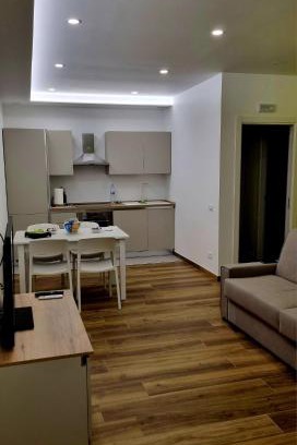 Brolo Apartment | Endless Summer
