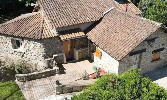 Saint-Junien House | Enjoy a dream holiday at Moulin Monjonc!