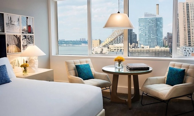 Hell's Kitchen Hotel | Enjoy a Hassle-Free and Suiting Stay! 2 Comfortable Units, Pets Allowed