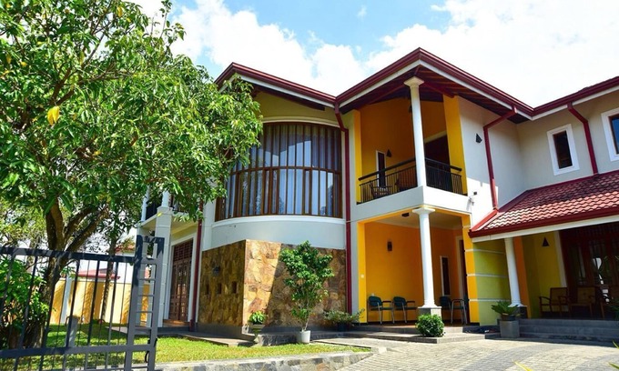 Minuwangoda Villa | Enjoy a luxury Experience, Bigcity Villa