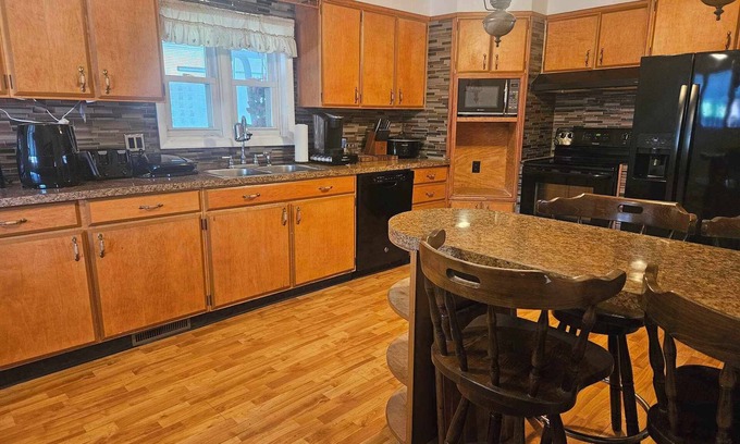 Hazleton House | Enjoy easy access to this 4 Bedroom smart home in downtown Hazleton PA.