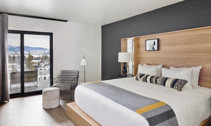 Teton Village Hotel | Enjoy Scenic Mountain Romance in Our Lodge-Style Suites w/Hot Tub - Pets!
