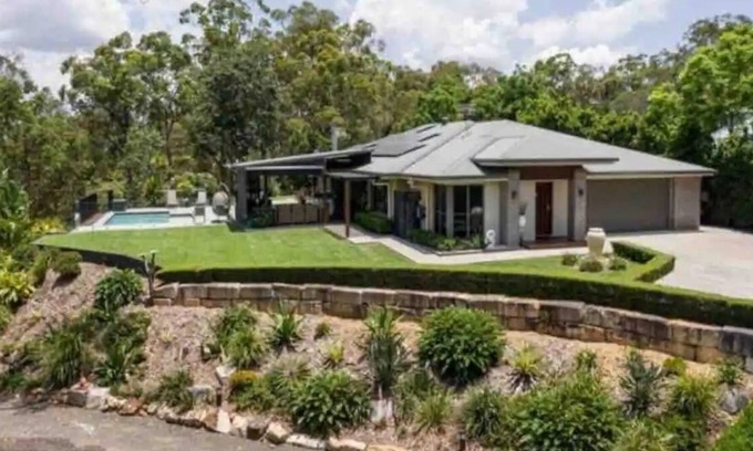 Bellbowrie House | Enjoy the View in the Heated Swimming Pool