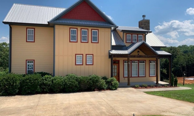 Winchester House | Enjoy Your Vacation on Tims Ford Lake