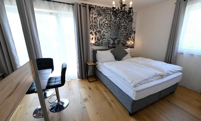 Velden am Worther See House | Enjoyit Velden West