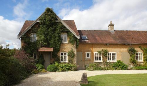 Chipping Norton House | Epsom Cottage