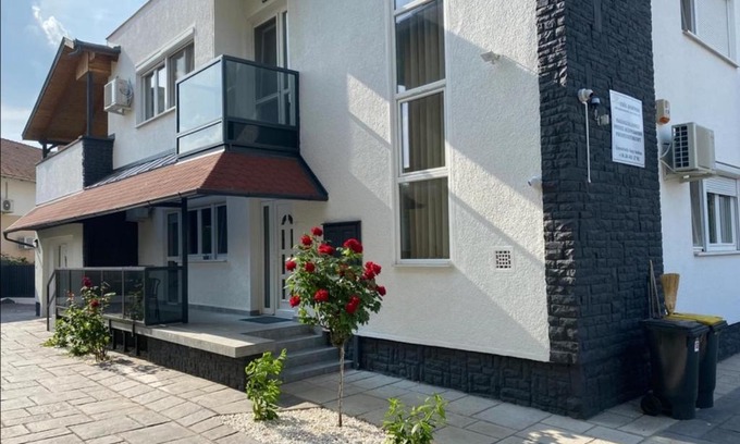 Hajduszoboszlo Apartment | Erős Apartman