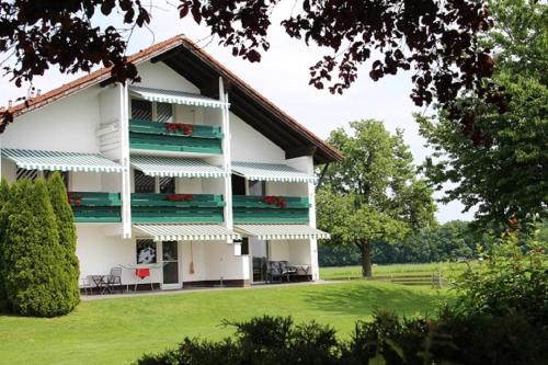 Bad Fuessing Apartment | Erwachsenen Aparthotel Naturidyll - Der Wieserhof