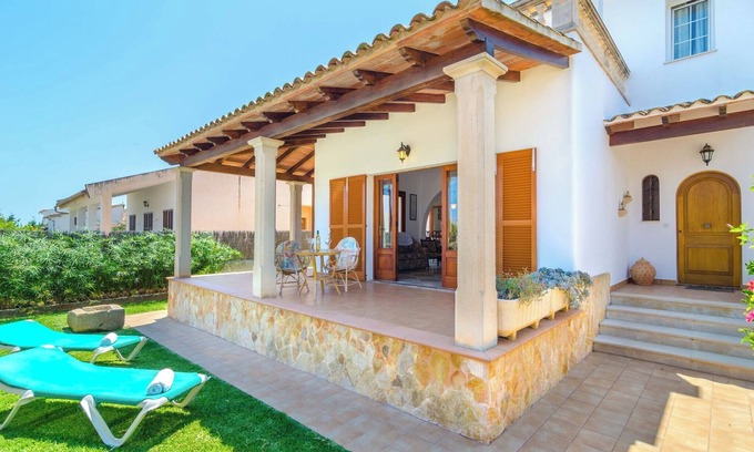 Portocolom Apartment | Es Port - Apartment In Portocolom. Free Wifi