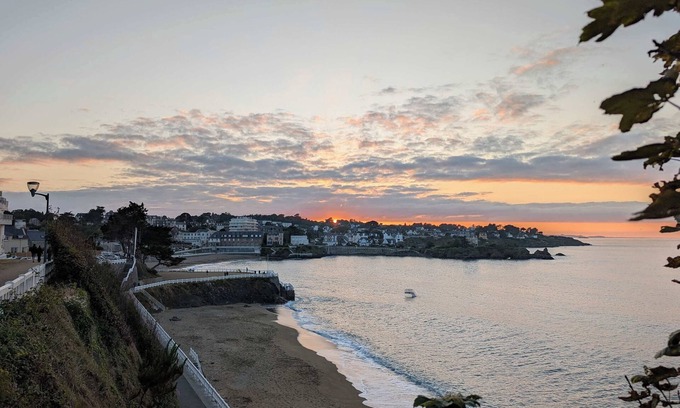Saint-Quay-Portrieux Apartment | Escale en bord de mer, T3 au coeur de Saint-Quay