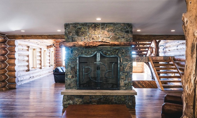 Mancos Cabin | Escape to a 5-star Lodge at the top of a mountain in SW Colorado