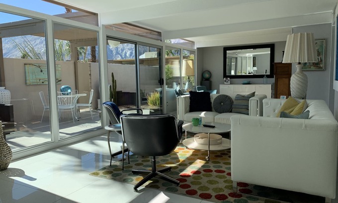 Racquet Club Estates Condo | Escape to Palm Springs Paradise