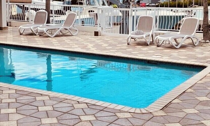 Key Largo House | ESCAPE TO PARADISE! WATERFRONT PROPERTY! LOWEST PRICE IN THE KEYS! BEST LOCATION