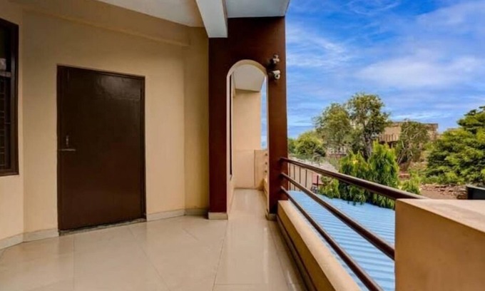 Gurugram Hotel | Esscone house