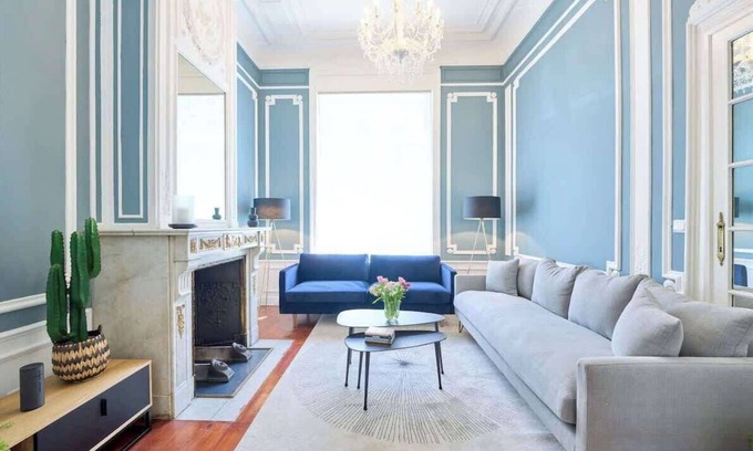 Wijk van de Squares House | European Union and Grand Place. Luxurious 6-BR Mansion