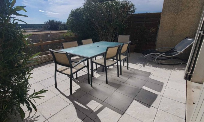 Aigues-Vives Villa | Evalou's Villa