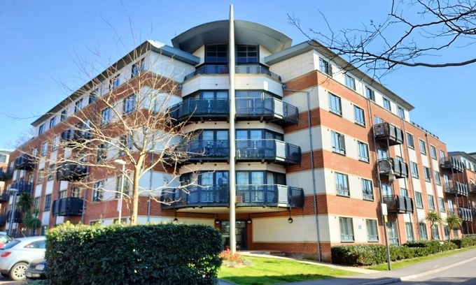 Rushmoor District Apartment | Exclusive and comfortable