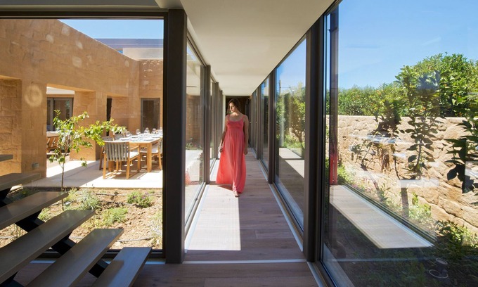 Kontomari Villa | Exclusive Villa with Significant Architecture 3