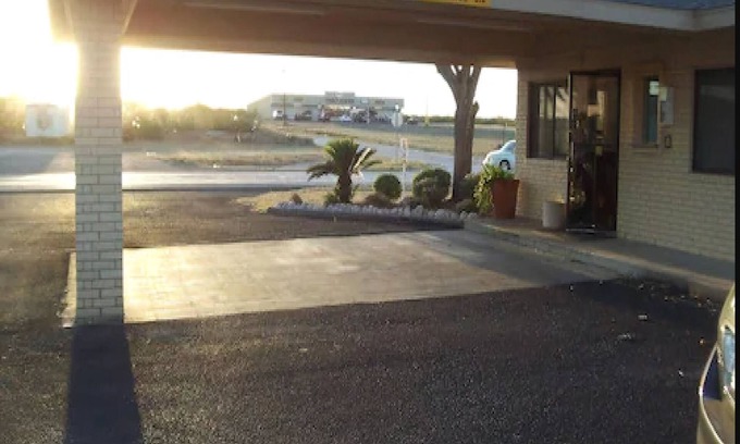 Bruni Hotel | Executive Inn Hebbronville