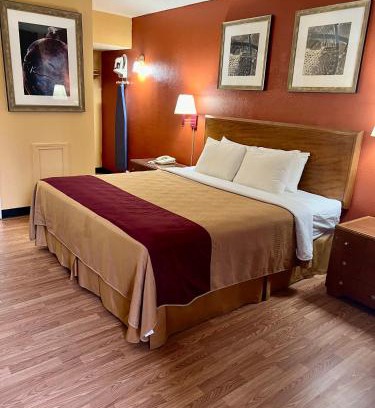 Schenectady Hotel | Executive Inn Schenectady Downtown