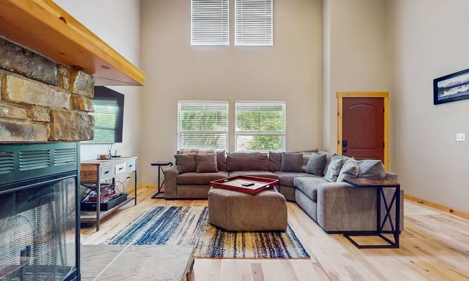 Ronald Condo | Experience the best of the Pacific Northwest at the Villages at Roslyn Ridge