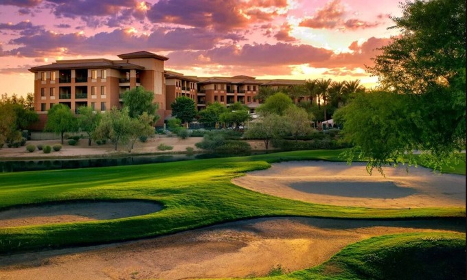 Kierland Resort | Experience the MAGICAL Kierland area in Scottsdale with a full two bedroom unit.
