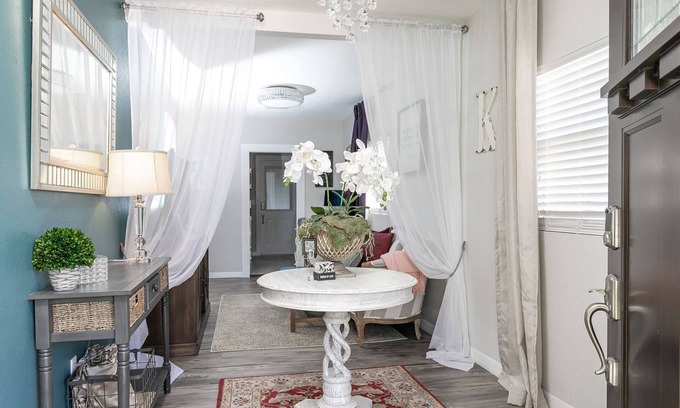 United Central House | Exquisite home in St. Pete!