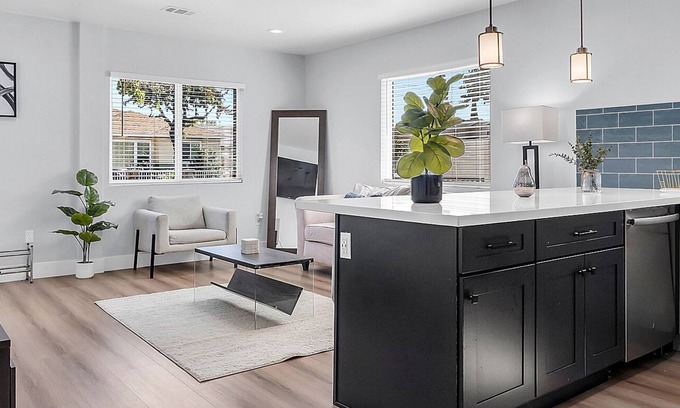 Artesia House | Extended Stay near Cerritos CA