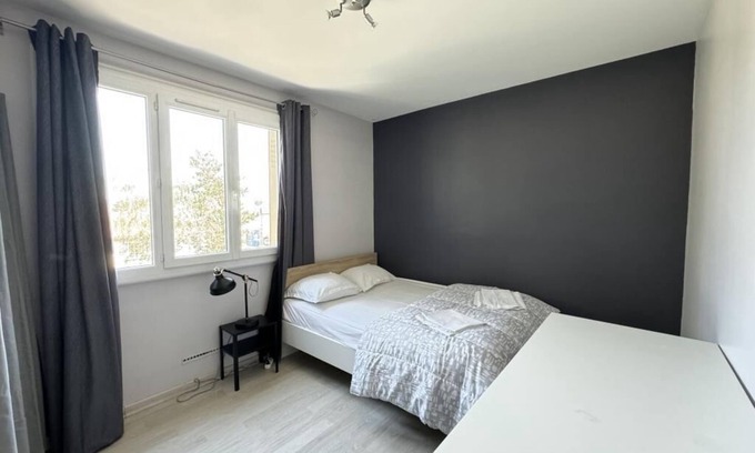 Orcines Apartment | F2 near Cézeaux, fully equipped with parking