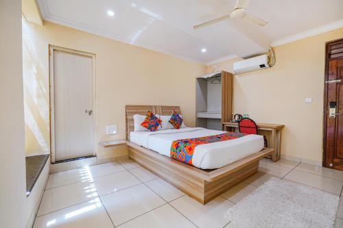 BTM Layout Hotel | FabHotel BNS Comforts