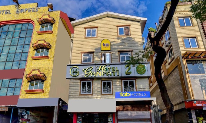 Siliguri Hotel | FabHotel Ganpati 2 - Nr Siliguri Junction