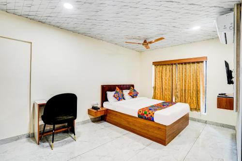 Clover Park Hotel | FabHotel Omkar & Lodging - phoenix market city