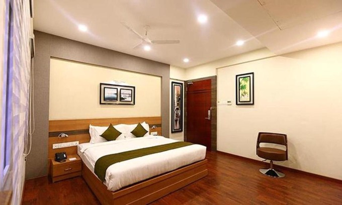 Vadapalani Hotel | FabHotel Prime Adore Residency