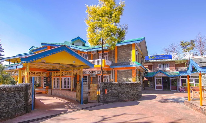 Chachian Hotel | Fabhotel Royal Green Buds