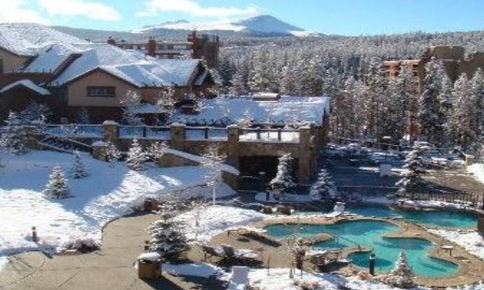 Four O'Clock Condo | Fabulous Ski In/Out Christmas Week at Grand Timber Lodge Breckenridge, Colorado