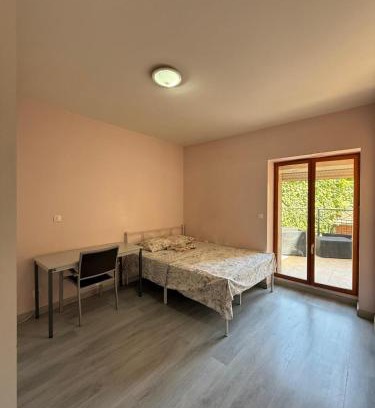 Roanne House | Face à la gare - Chambre 4