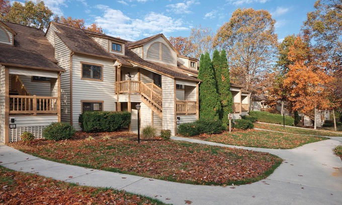 Fairfield Glade Resort | Fairfield Glade, TN: 2 BR Suite w/Whirlpool Tub, Lakes, Golf, Beaches & More!
