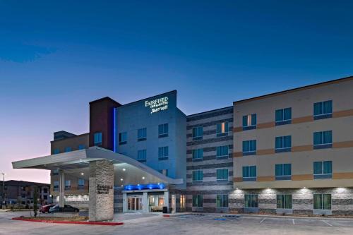 Buda Hotel | Fairfield Inn & Suites by Marriott Austin Buda