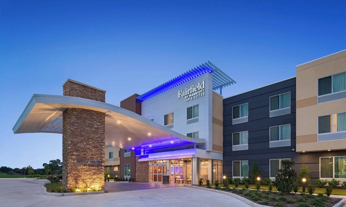 Richmond Hotel | Fairfield Inn & Suites by Marriott Houston Richmond