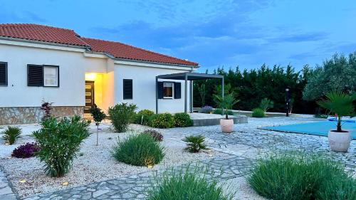 Paljuv Apartment | Fairyland Villa 150qm für 8pax