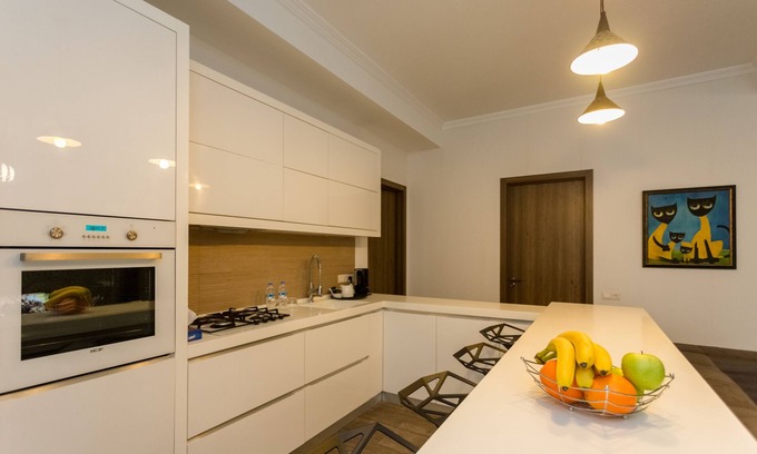 Avlabari Apartment | Falcon apartments - Metekhi