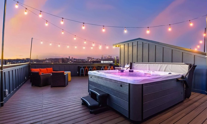 Hurwood Heights House | Fall hot tubs, rooftop decks, game rooms near Broadway and Geodis Park