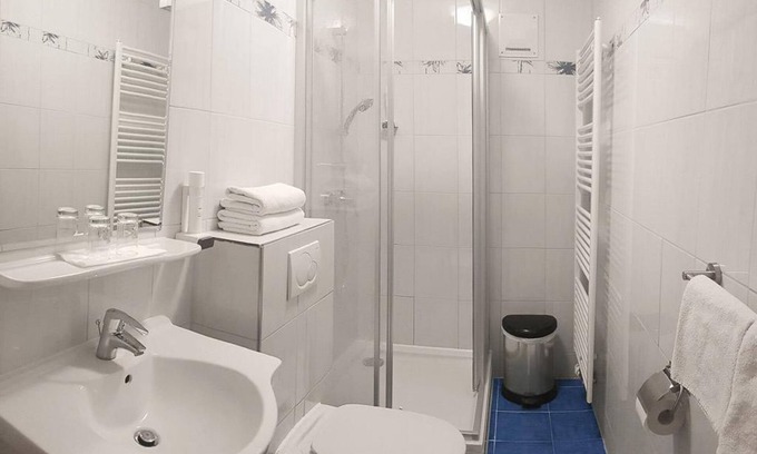Bad Waltersdorf Bed & Breakfast | Familienzimmer - ab 3 Nächte - Thermenpension Gigler