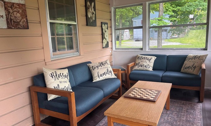 Ulster Park House | Family-Friendly 3-Bedroom Home with Gorgeous Views Just Steps from the Park