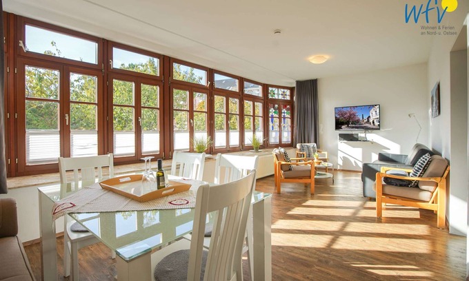 Borkum Apartment | Family-friendly apartment with balcony!
