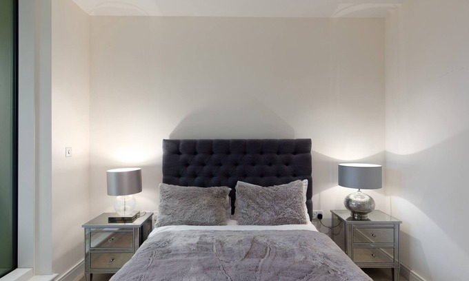 Queenstown Apartment | Family-friendly Chelsea London Flat