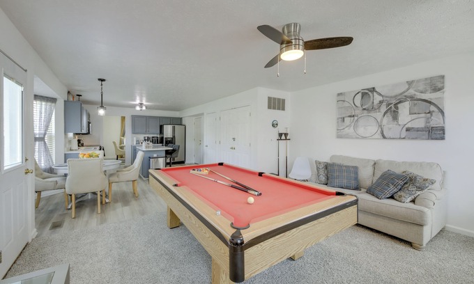 Wayne House | Family-Friendly Indianapolis Home w/Fenced Yard