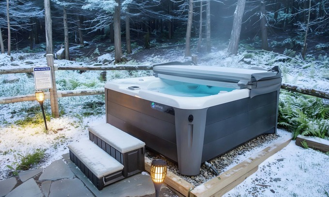 Highmount House | Family Friendly Mountain Retreat: Grill, Cabana, Hot Tub, Play set, Fire pitn