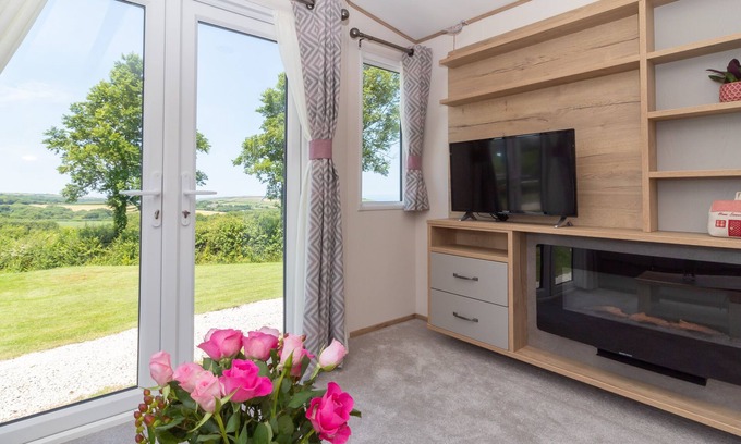 Widemouth Bay House | Family friendly Static Caravan (Blenheim) with Sea Views